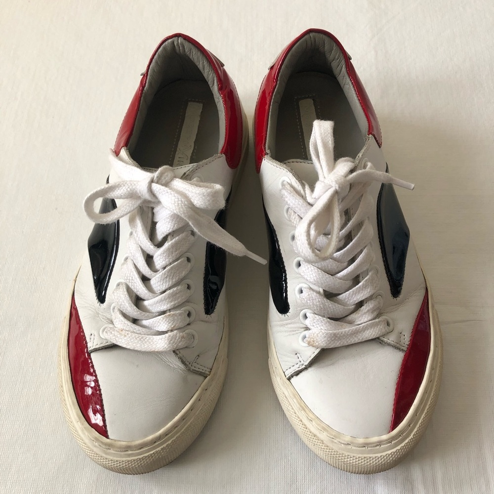 Modern Vintage white red black sneakers women’s 6 Patriotic Classic Casual shoes